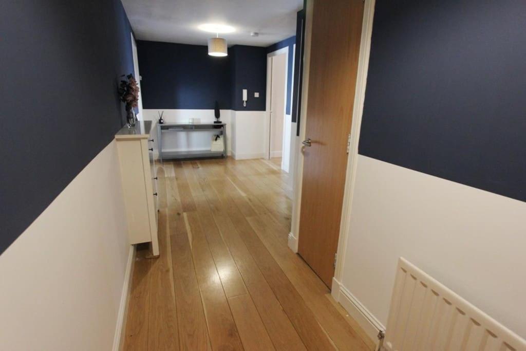 Spacious 2 Bed, 2 Bath Apartment -The Shore, Leith エディンバラ エクステリア 写真